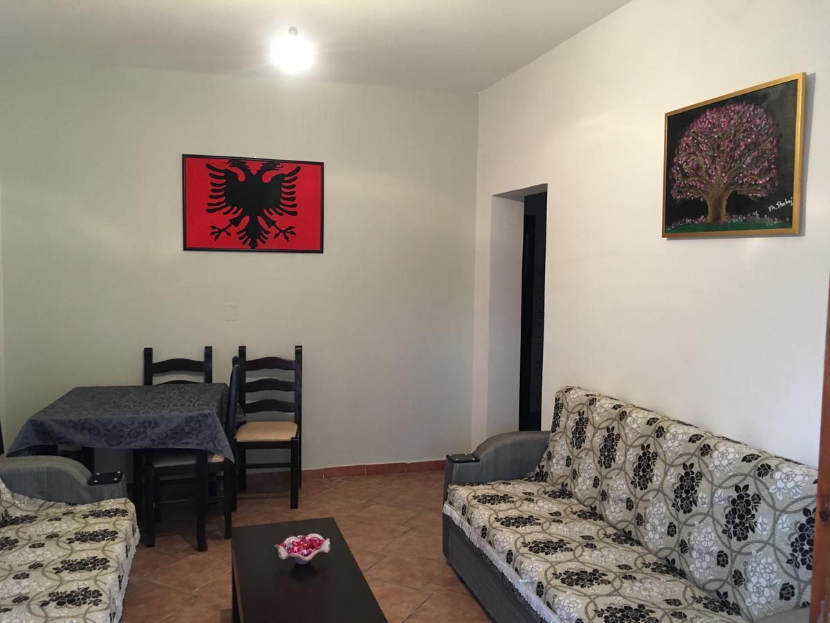 Villas Apartments Shahaj Vlorë エクステリア 写真